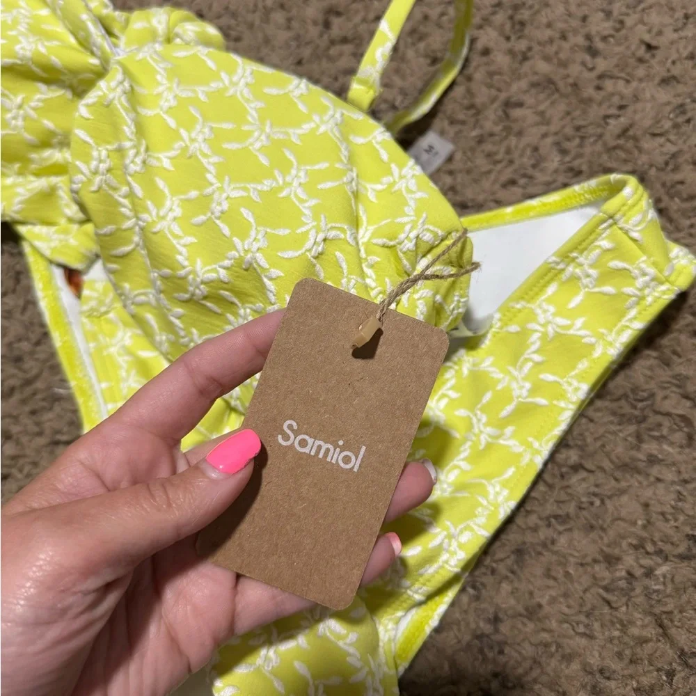 Yellow Patterned Bikini Set - Picture 8 of 9